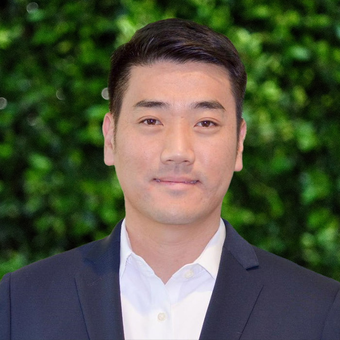 Mike W. Choi